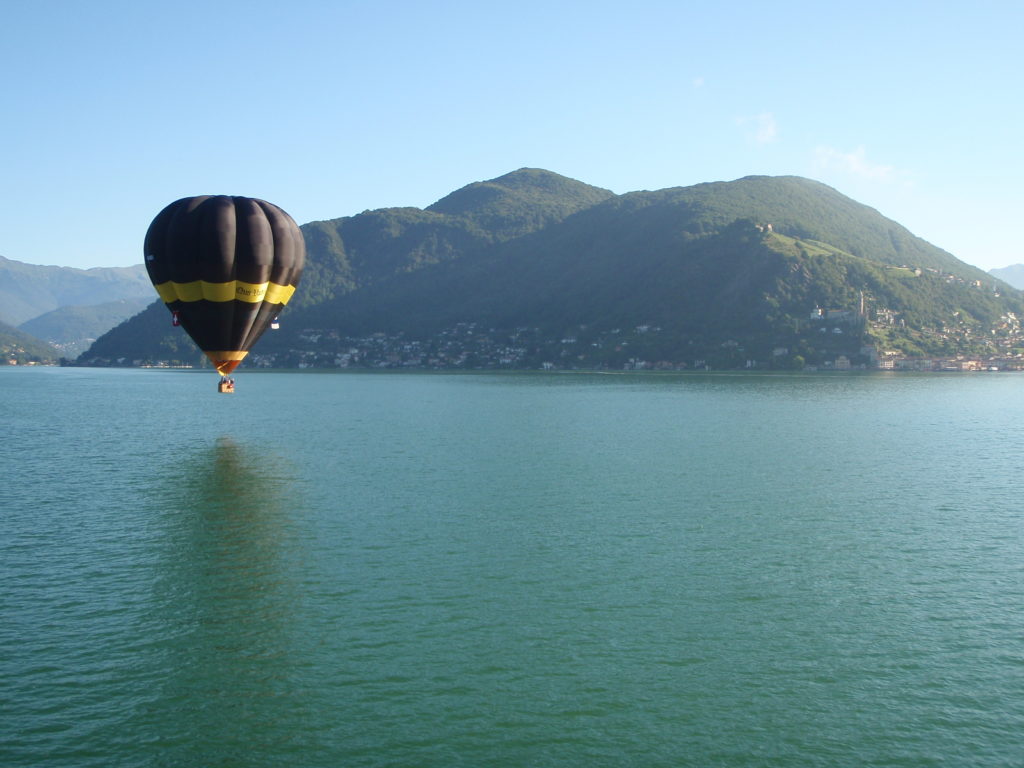 Balloons, Hot air balloons